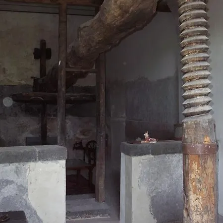 La Rocca Della Rosa * Zafferana Etnea